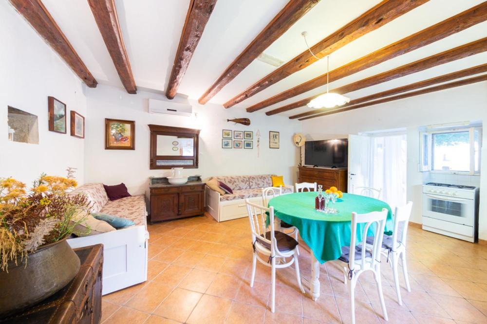 Holiday Home Burba Komiža Eksteriør bilde