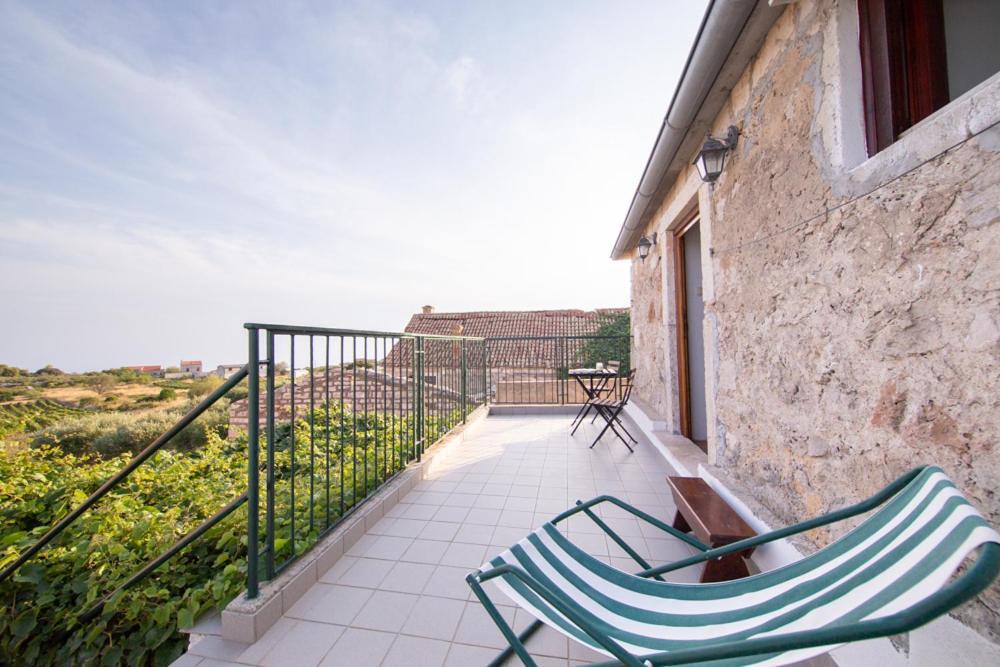 Holiday Home Burba Komiža Eksteriør bilde