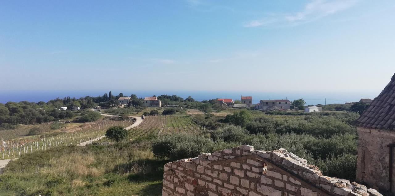 Holiday Home Burba Komiža Eksteriør bilde